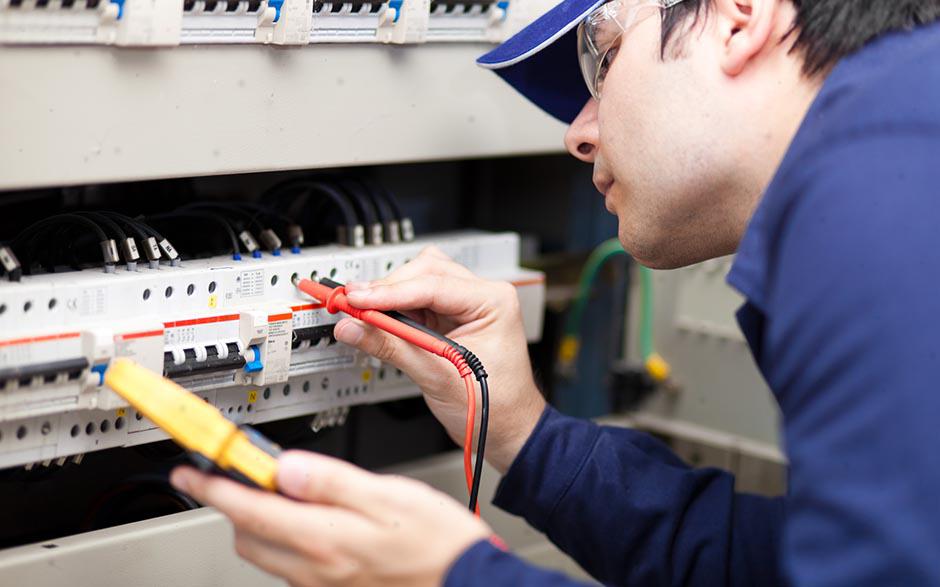 besoin d'un électricien Maurepas