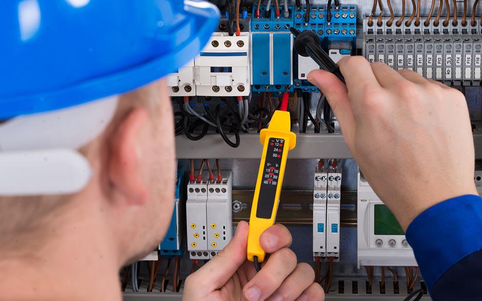 recherche électricien Paris 11