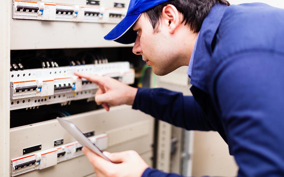 recherche électricien Paris 11